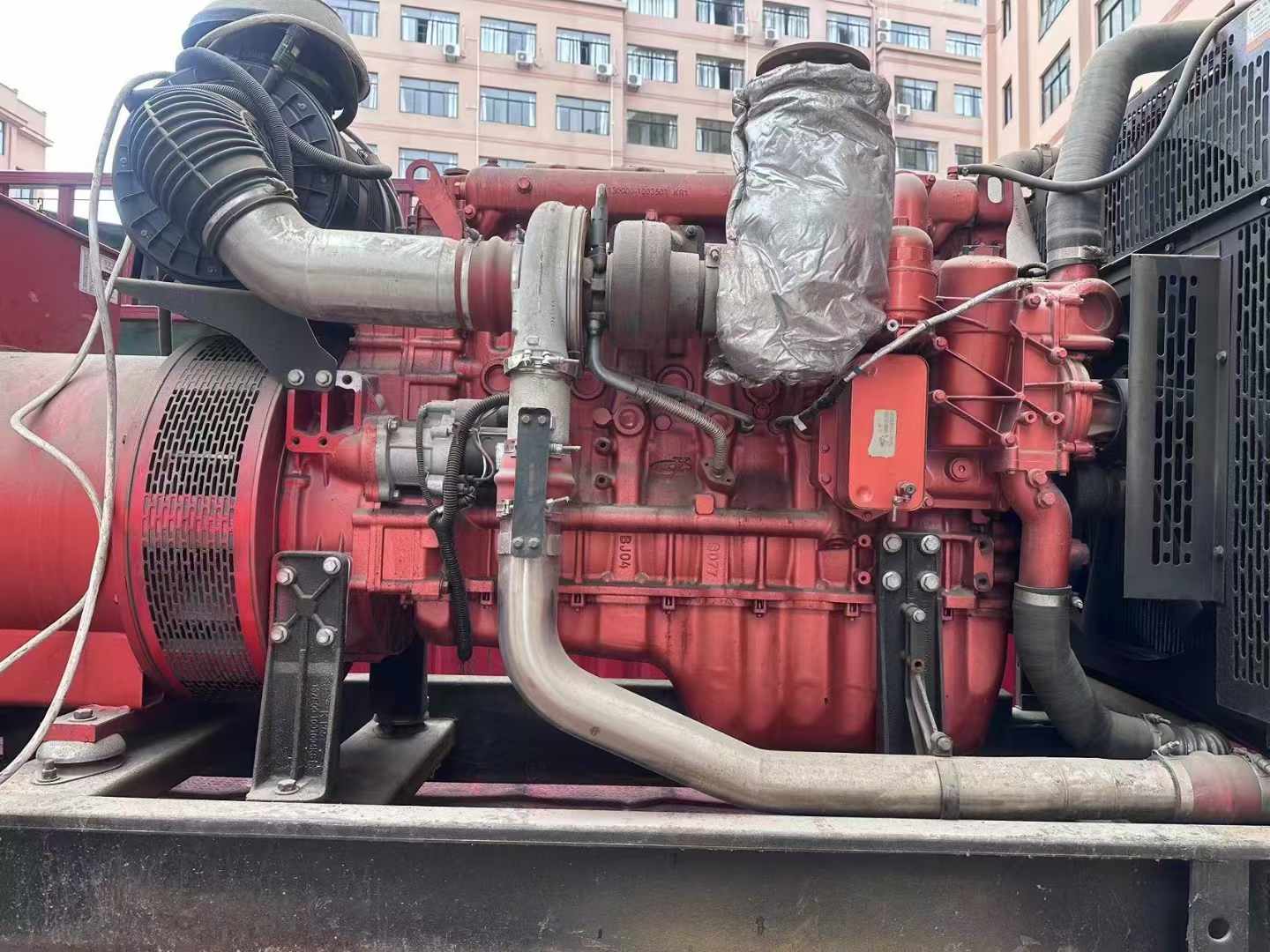 通江如何选择适合 600kW 柴油发电机组的过载保护器？