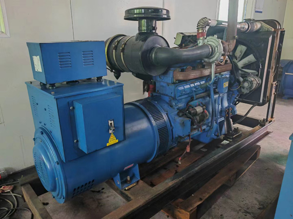 通江100kW柴油发电机组使用多级机油有哪些优缺点？